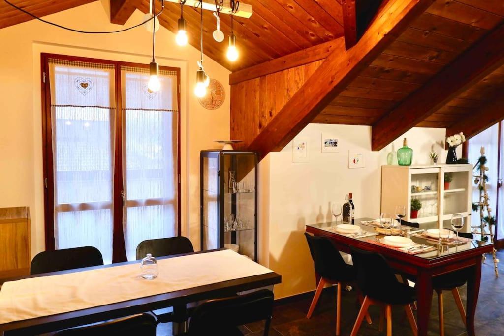 Attico Nel Cuore Delle Langhe - Free Parking Wi-Fi E Ac Alba  Dış mekan fotoğraf